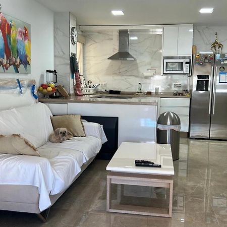 Precioso Dormitorio En El Centro De Torremolinos Luaran gambar